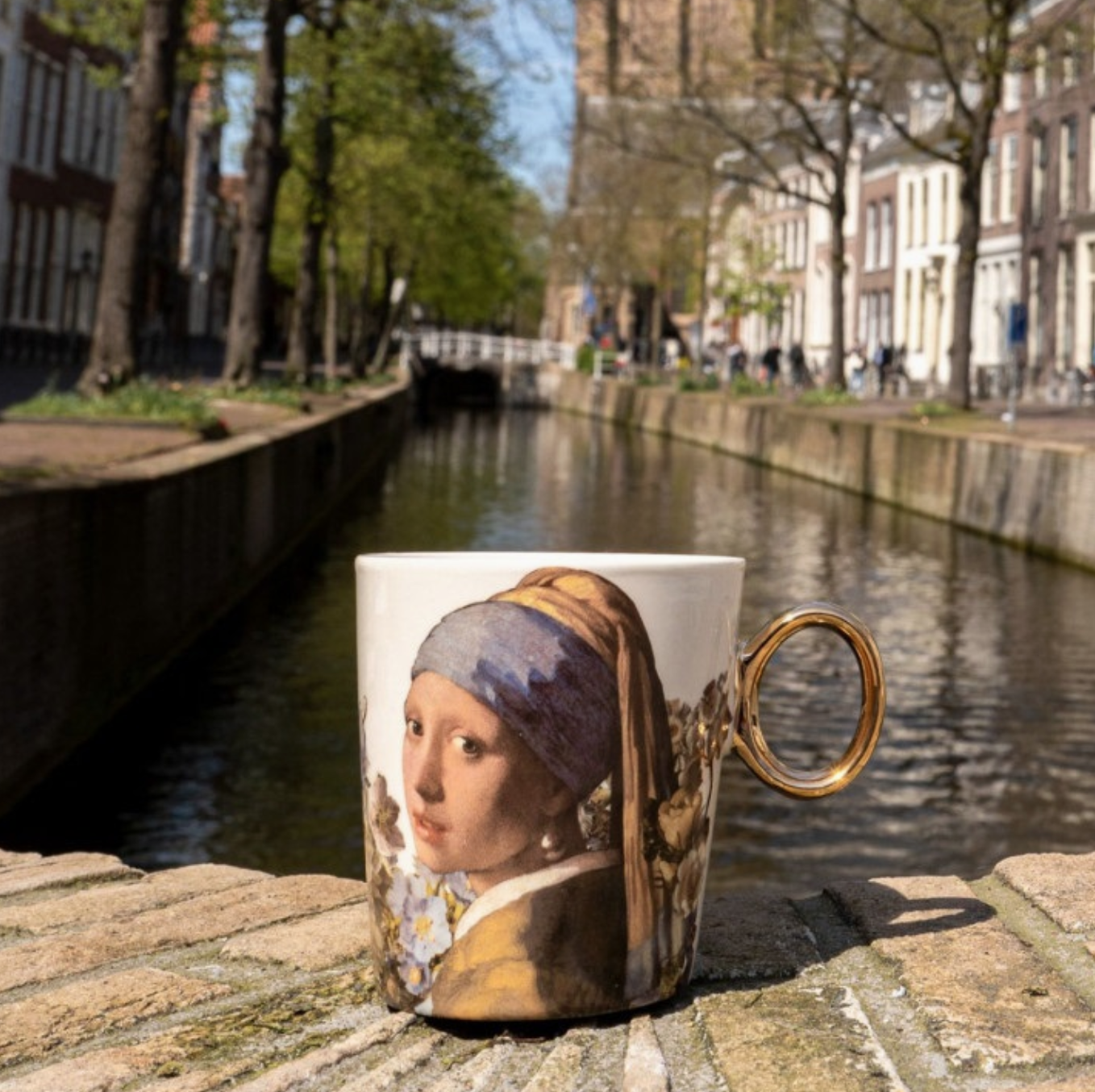 "The Girl with a Pearl Earring" Mug