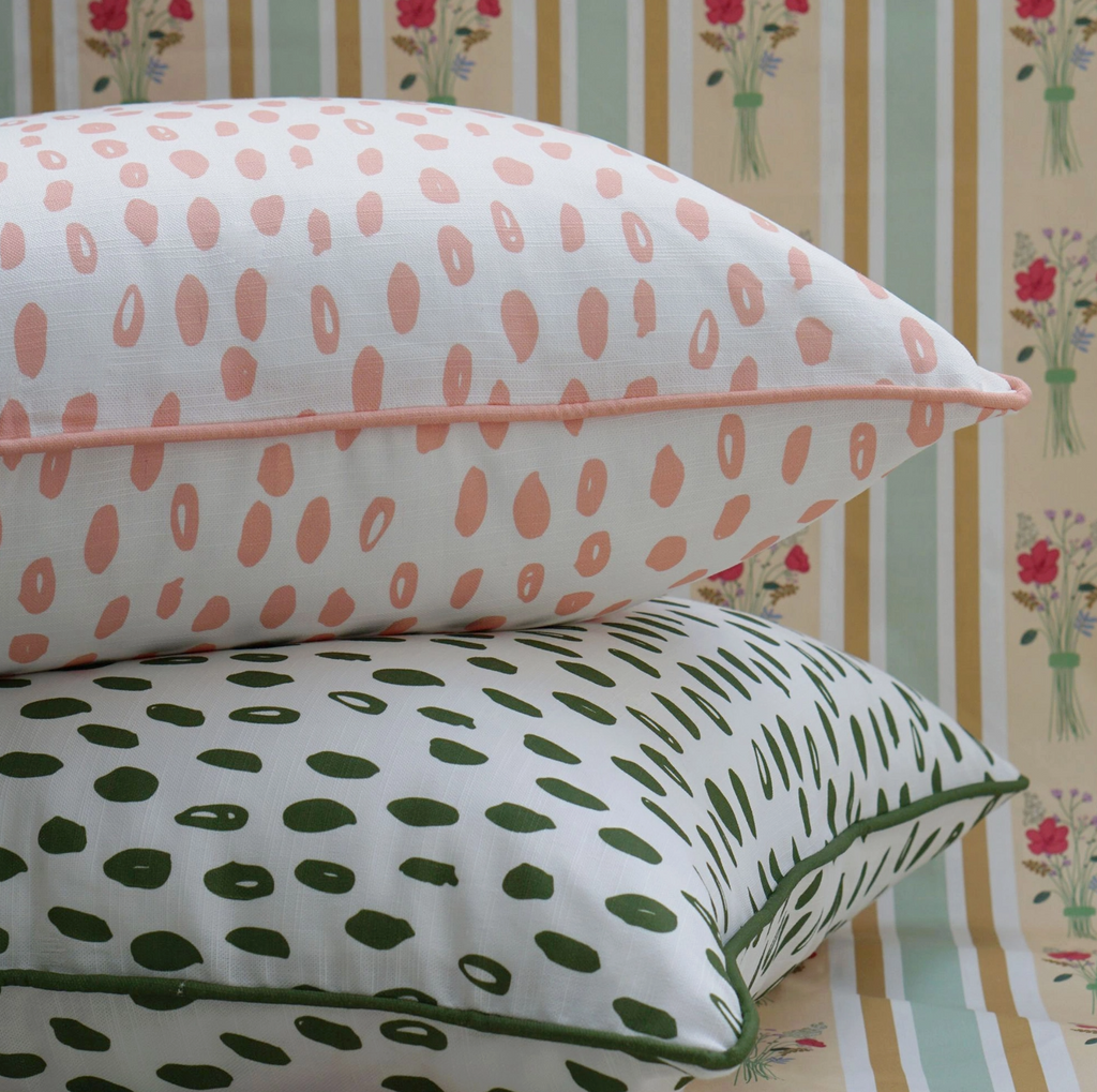 Lisette Pillow