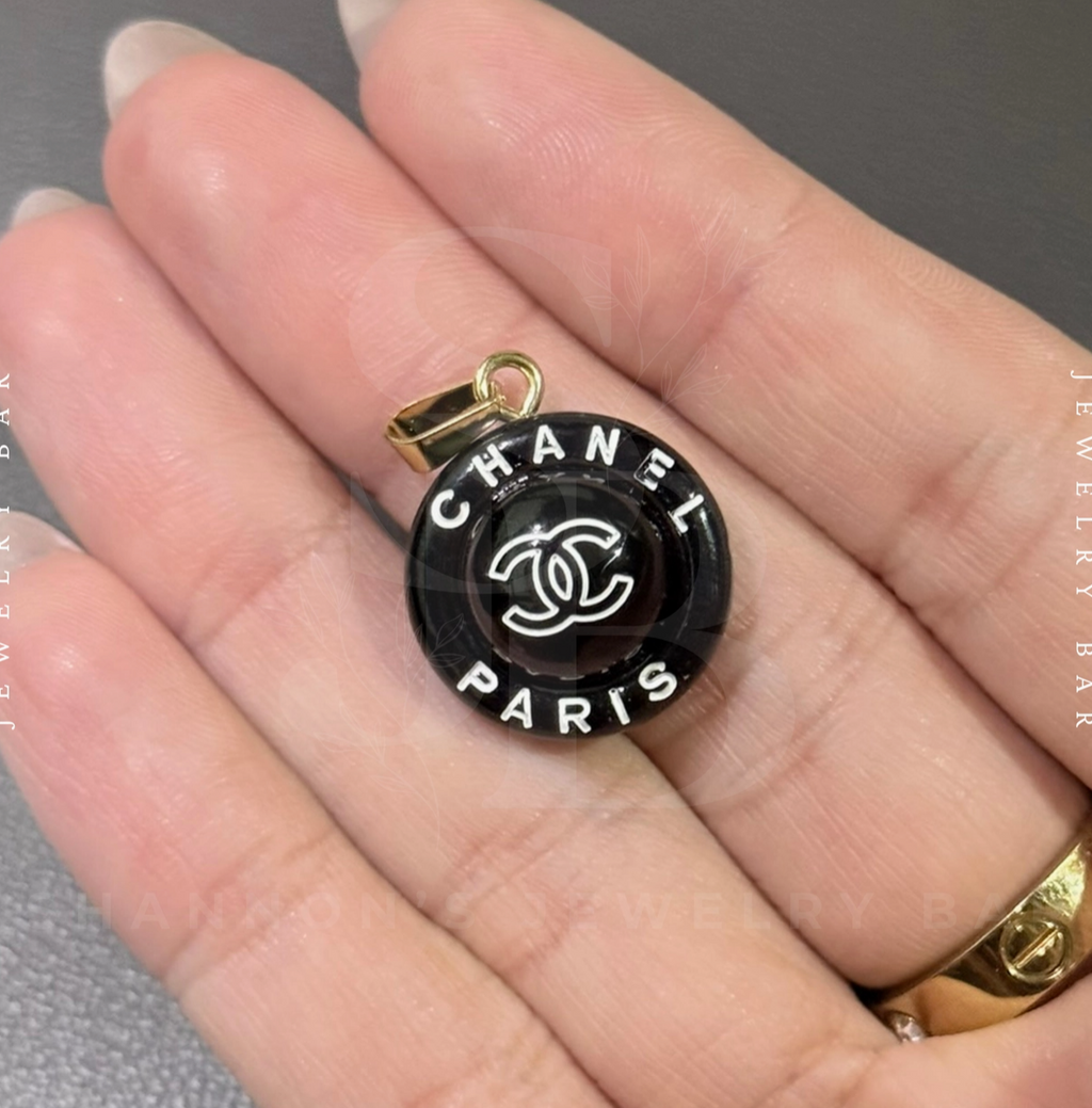 Chanel Charm Zipper Pull