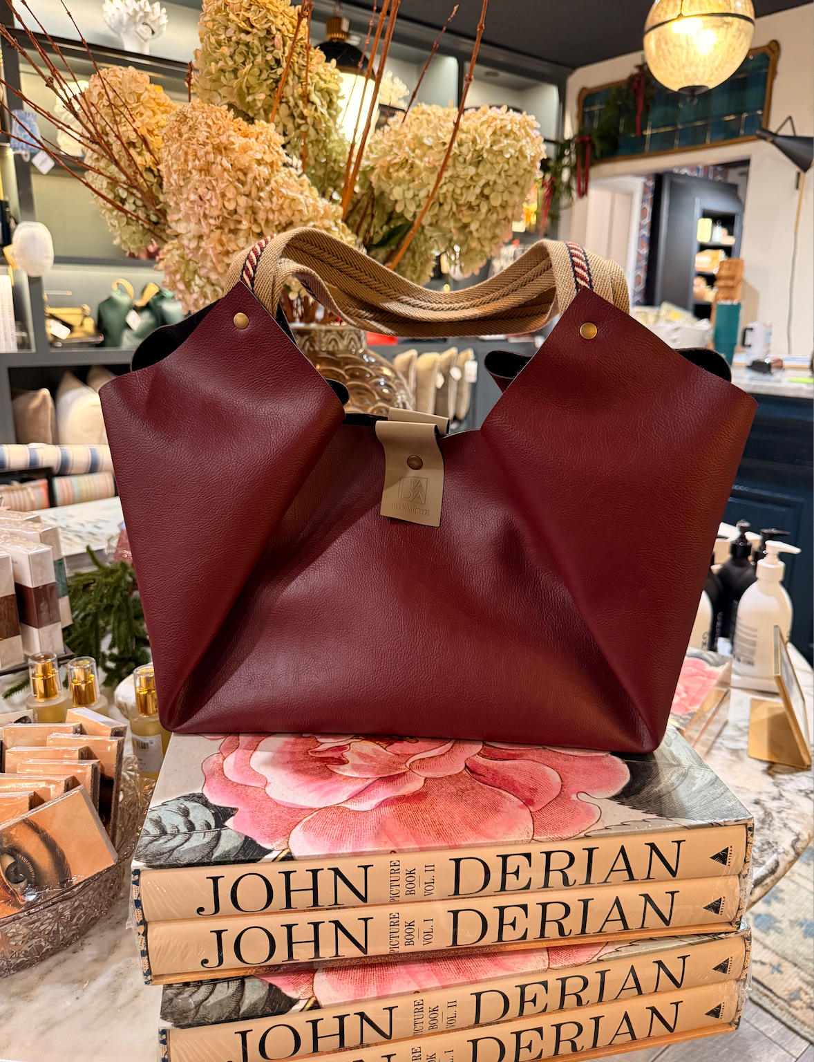 NADA Vegan Tulip Handbag