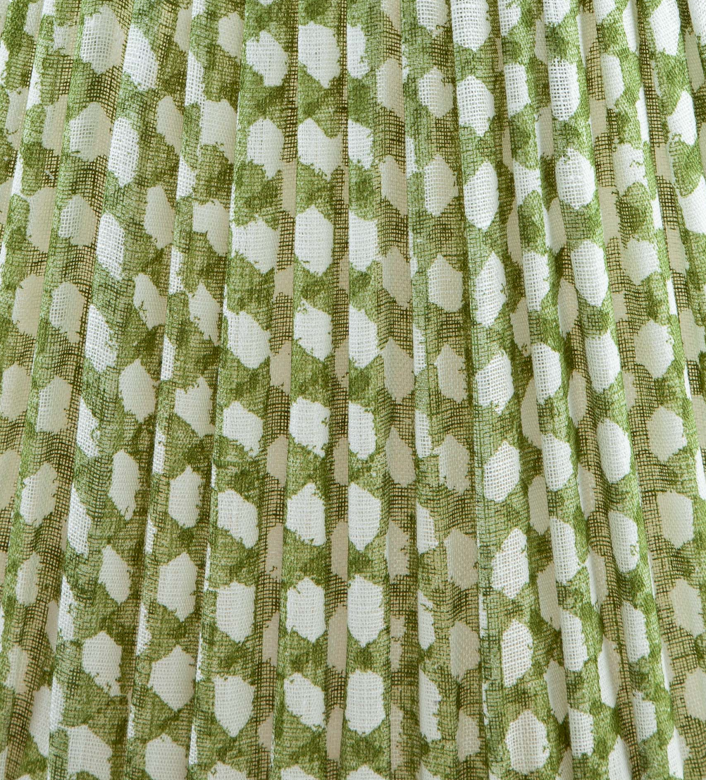 Fermoie Modified Empire Linen Shade in Green Wicker