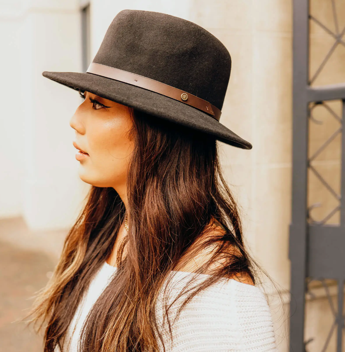 McQueen - Womens Felt Fedora Hat