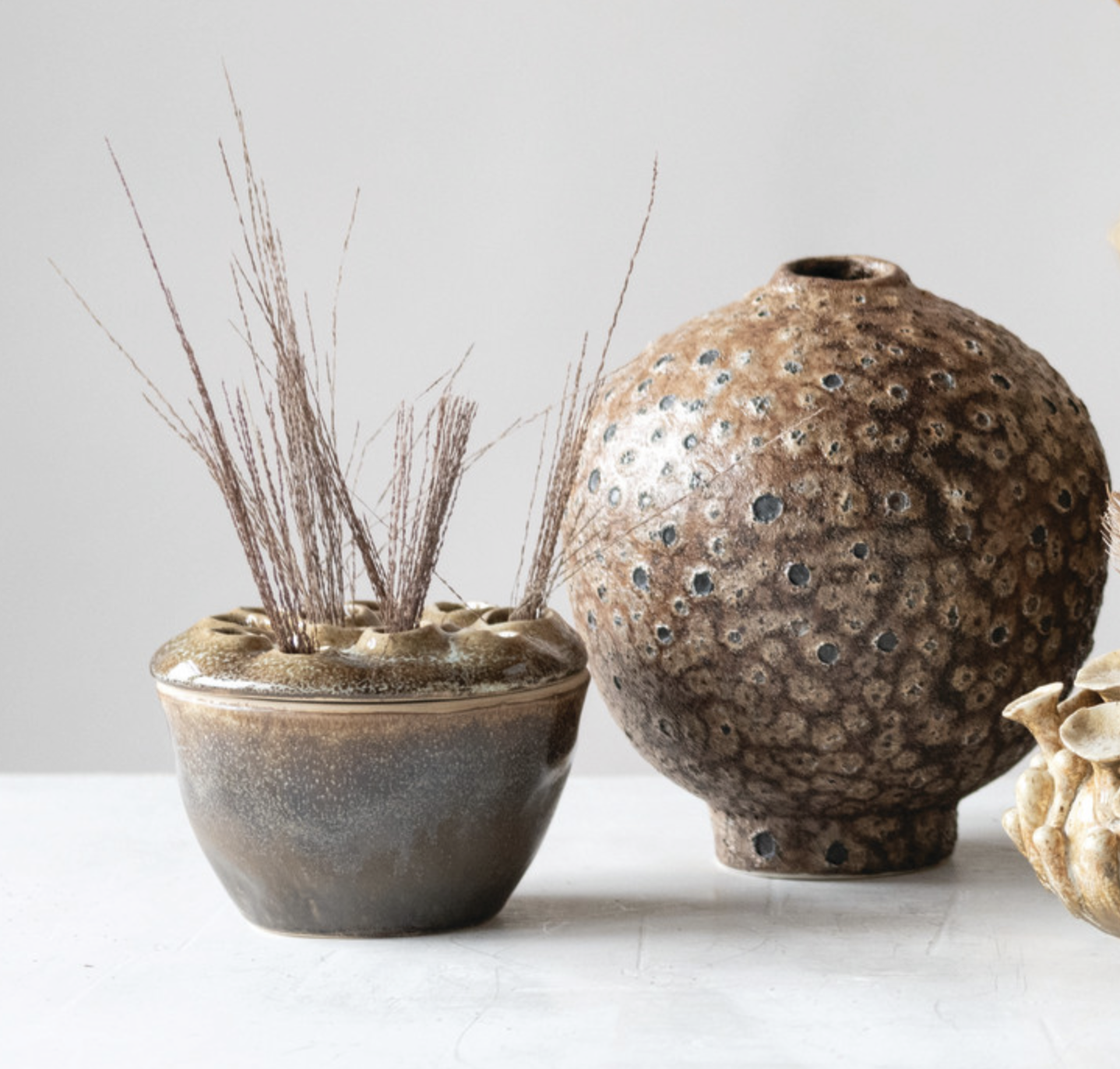 Stoneware Lotus Frog Vase