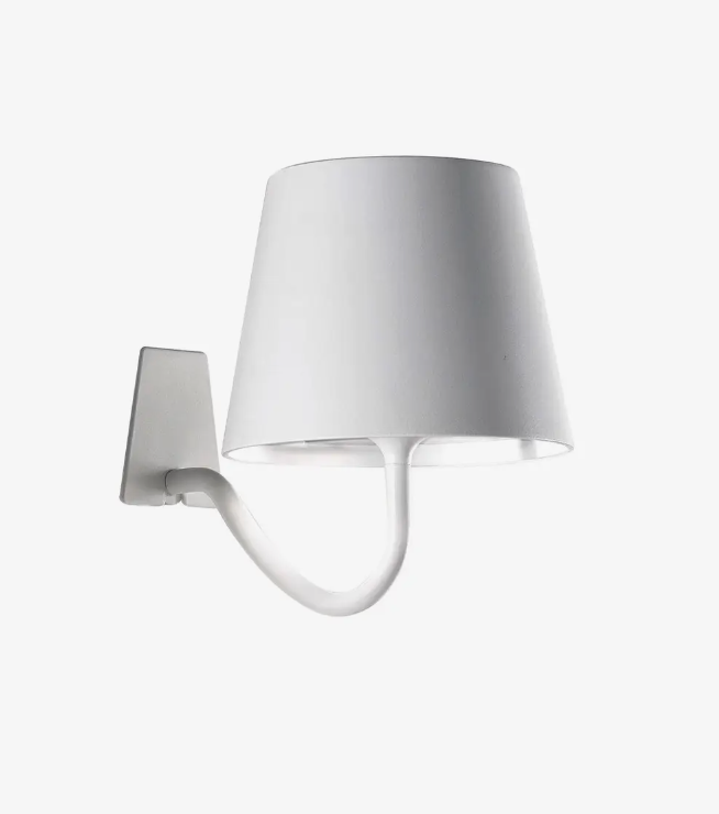 Poldina Wall Lamp