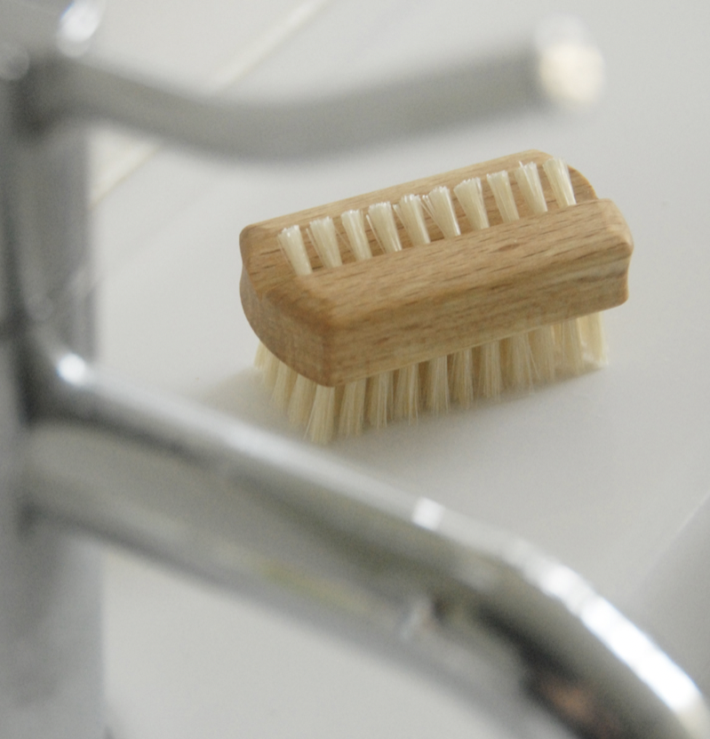 Pocket Nail Brush