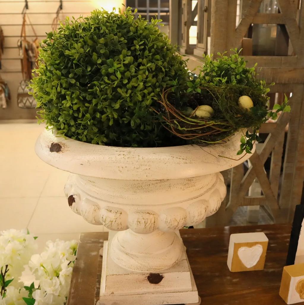 European Nest Decor